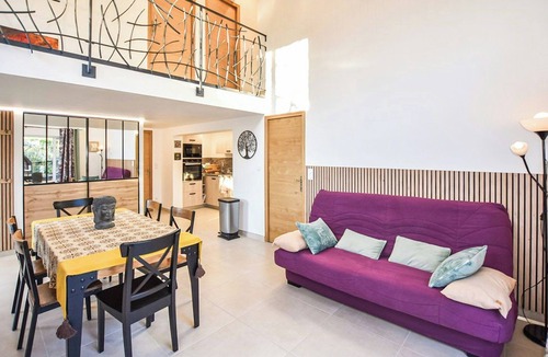 Villes-sur-Auzon House | Tranquil cottage with views of Mont Ventoux