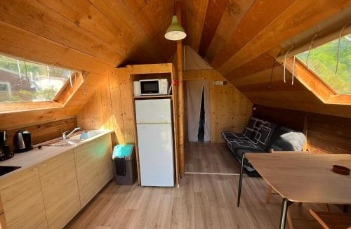 Arc-et-Senans Ski Chalet | Trappeur du Camping la Saline d'Arc et Senans