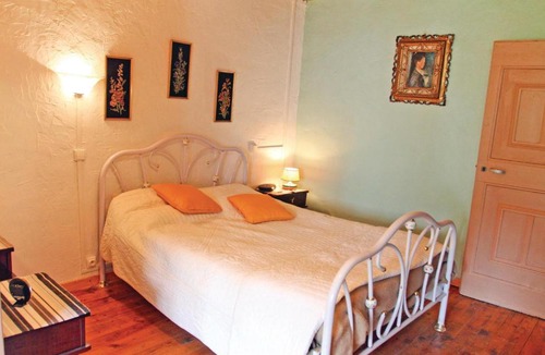 Jaujac House | Two-Bedroom Holiday Home in Jaujac