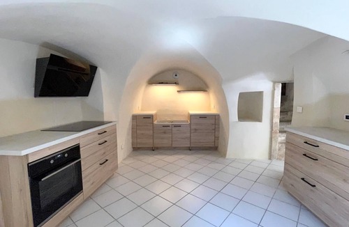 Grane House | Two quiet vacation rentals in the Drôme countryside, one for 6 people and one for 2.