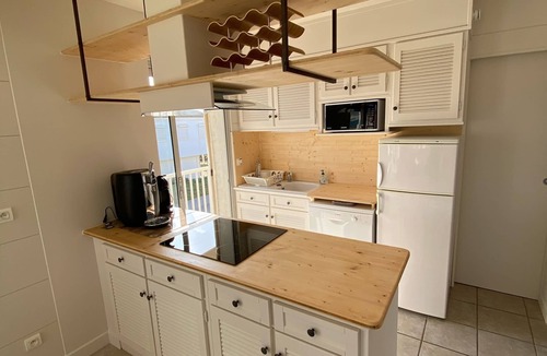 Gruissan Plage Ski Chalet | Typical air-conditioned chalet for 6-8 people located 150m from the beach