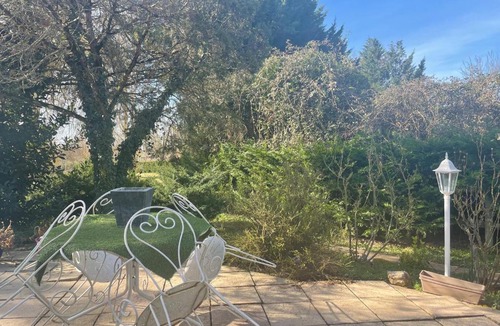 Bressolles House | Un petit coin de paradis
