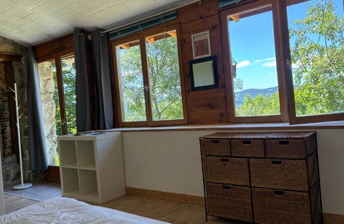 Saint-Prix House | Un train à la découverte des cimes en Ardèche