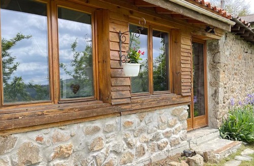 Saint-Prix House | Un train à la découverte des cimes en Ardèche