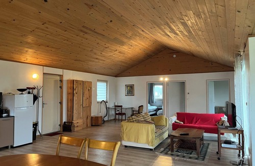 Saint-Germain-Chassenay Ski Chalet | Une Maison en Bois du Québec Près de Nevers, Moulins, le Pal et les Canaux !