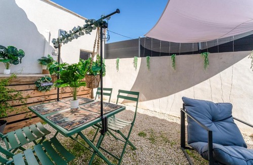 Taillades Apartment | Une parenthèse en luberon, jacuzzi