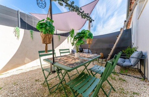 Taillades Apartment | Une parenthèse en luberon, jacuzzi