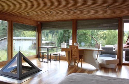 Le Chambon-sur-Lignon Bed & Breakfast | Une suite à la campagne