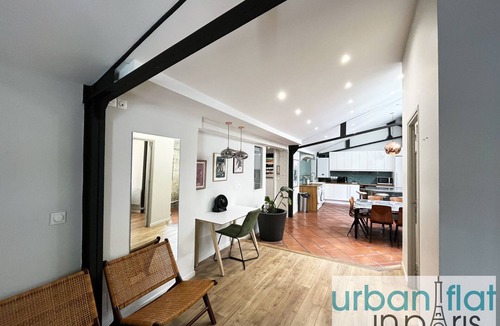 Quartier de la Porte-Saint-Denis Apartment | Urban Flat 161 - Sublime Luxury Flat in Paris