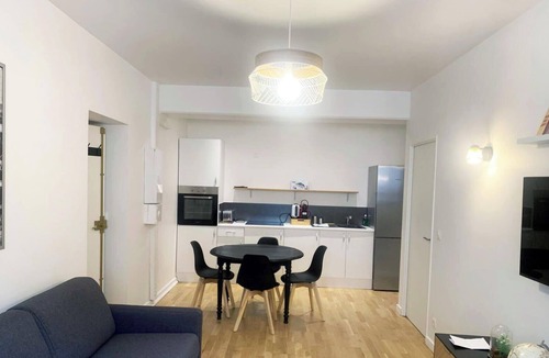Quartier Sainte-Marguerite Apartment | Urban Flat 167 - Luxury 1 Bedroom Flat in Paris