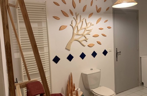Saint-Pierre-de-Vassols Apartment | Vacation apartment near Mt Vetoux, in the heart of a small Provencal village