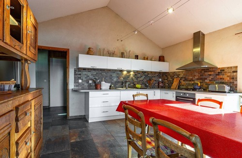 Gluiras House | Vacation Home "Gte De Chapelèche Les Glycines" with Private Terrace, Balcony & Wi-Fi