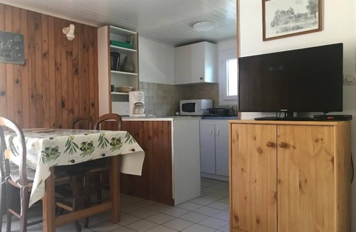 Lamastre House | Vacation home in Ardèche Verte, in a natural setting, river 300m away