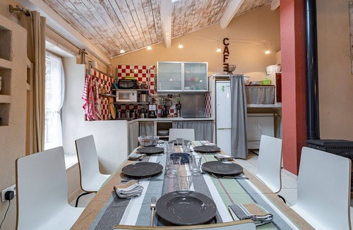 Dornas House | Vacation Home "Le Bramefont" with Private Terrace, Shared Garden & Wi-Fi