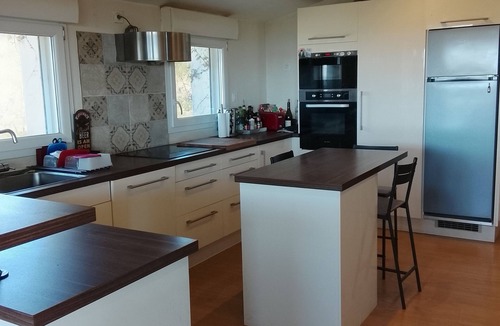 Seguret House | Vacation home rental 6 persons near Vaison La Romaine