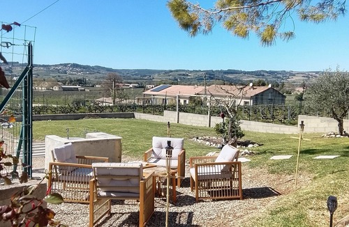 Seguret House | Vacation home rental 6 persons near Vaison La Romaine