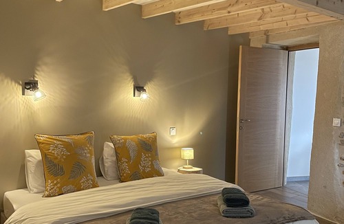 Toulaud House | Vacation home with swimming pool and exceptional view of the Rhône valley