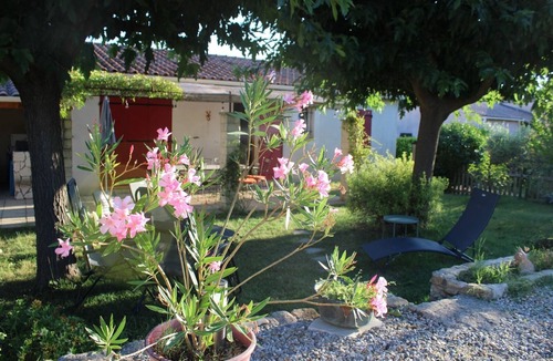 Entrechaux House | Vacation house with pool between Vaison and Ventoux