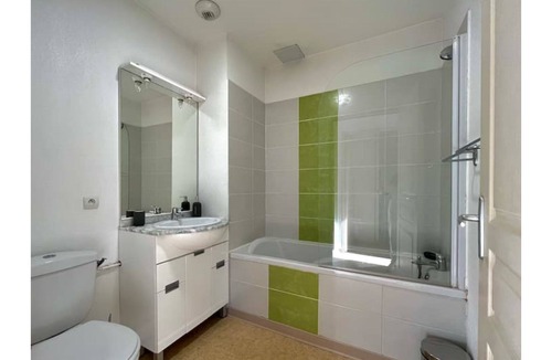 Aubignan Villa | Vacation village house