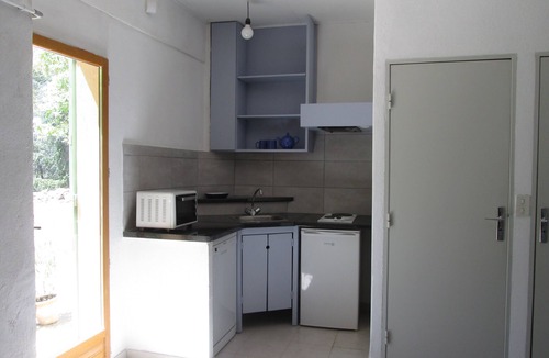 Crestet House | VAISON LA ROMAINE QUIET STUDIO IN THE HEART OF NATURE