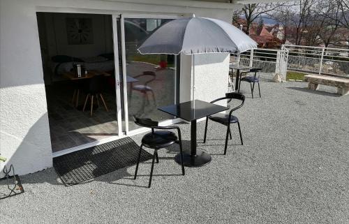 Orchamps-Vennes Apartment | VAL GITE #2 x4 people "L'ATELIER"