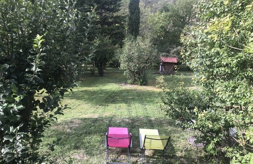 Saint-Andeol House | VERCORS DIE Vallée de Quint Cottage, 2 bedrooms (3 beds). Ideal for rest, walks and nature.