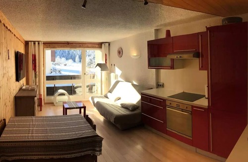Correncon-en-Vercors Apartment | Very nice, renovated two-room apartment at the base of the slopes