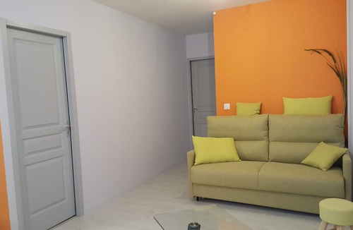 Salins-les-Bains Apartment | Very nice new apartment on the ground floor with terrace, tastefully decorated.