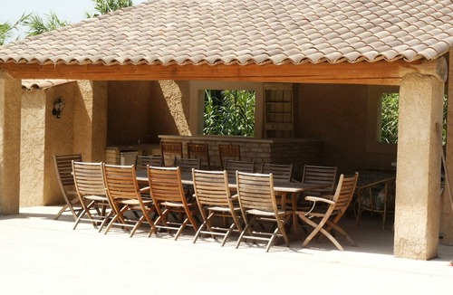 Taillades Villa | Very pleasant private villa with heated pool in the Luberon
