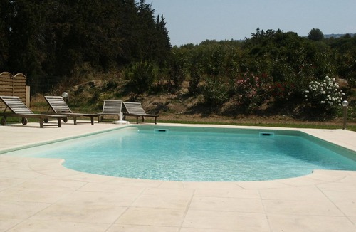 Taillades Villa | Very pleasant private villa with heated pool in the Luberon