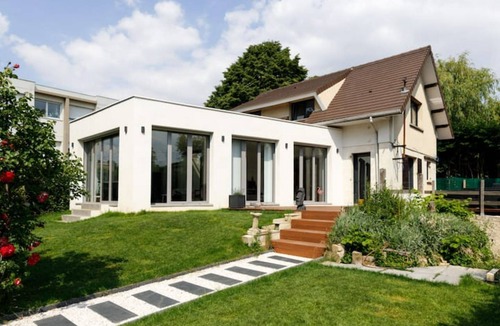 L'Hay-les-Roses Villa | Villa 150sqm modern 10p 4 bedrooms, beautiful terrace spa and garden near Paris