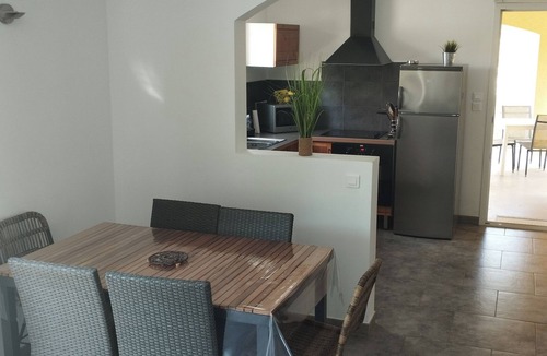 Sampzon House | Villa 6 Personnes Dans un Écrin de Verdure, au Coeur des Gorges de L'ardèche