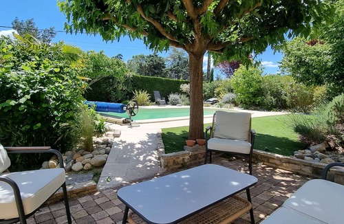 Mazan Villa | Villa Avec Jardin & Piscine Située au Calme Dans une Impasse