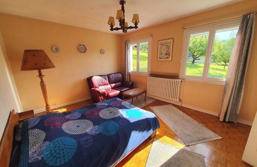 Arbois Villa | Villa, Avec Panorama SUR LE Mont Poupet Havre Ideal DE Paix, EN Famille