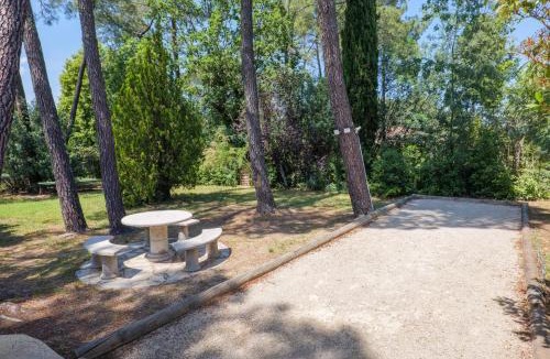 Aubenas House | Villa Bella Piscine & Jardin