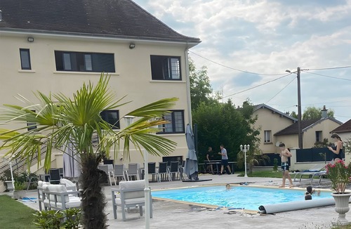 Gevigney House | Villa 'Bienvenue A La Saone' with Private Pool, Shared Terrace and Wi-Fi