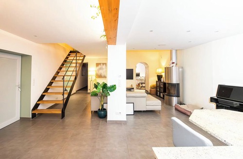 Divonne-les-Bains House | Villa Cendrée & 4 bedrooms & 20 minutes Geneva