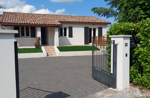 Lavilledieu Villa | Villa Dans Village sud Ardéche Avec Piscine Privée