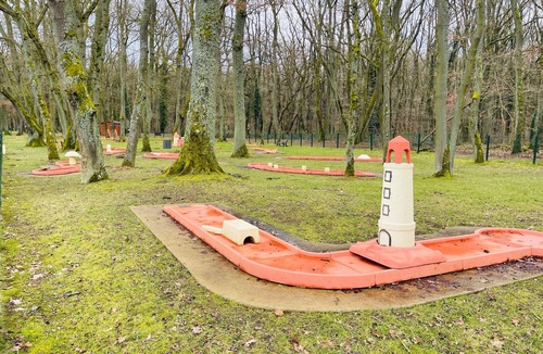 Creutzwald House | Villa de Charme au Bord du Lac de Creutzwald