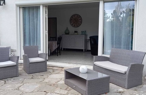 Avallon Villa | Villa des Petites Chaumes