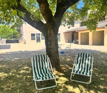 Paroisse Saint-Vincent-de-Paul Bed & Breakfast | Villa du Parc de Scey