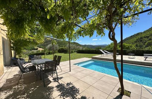 Saint-Ferreol-Trente-Pas Villa | Villa en Provence Estive des Angelettes