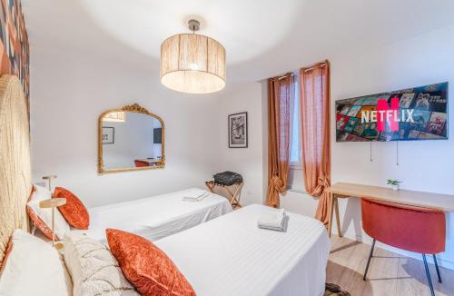 Roanne Apartment | Villa Floréa 6-8p - 3 salles de bains 4ch Parking