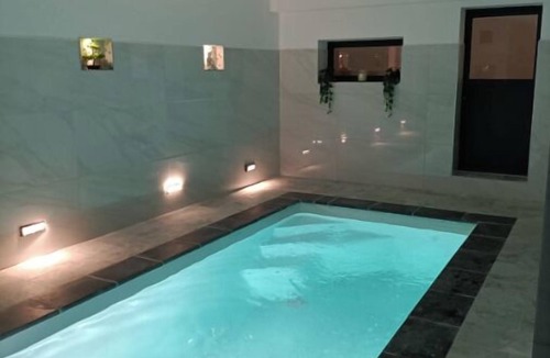 Saint-Paul-Trois-Chateaux House | Villa Saphir, heated indoor pool with Jacuzzi