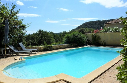 Saint-Paul-Trois-Chateaux Villa | Villa with private pool, views of the Ventoux
