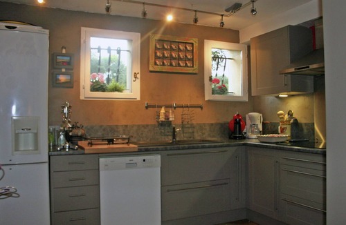 Saint-Pierre-de-Vassols Villa | Villa in Saint-Pierre-de-Vassols with private pool