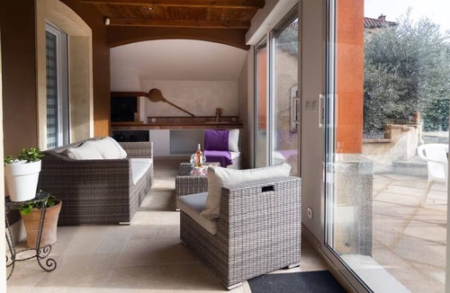 Charmes-sur-Rhone Villa | Villa L'Oasis du Rhône & private pool