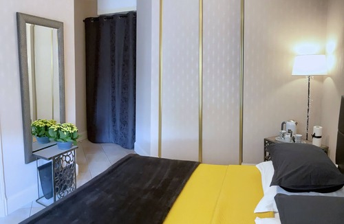 Vaux-sur-Mer House | Villa l'Olivier, Chambre d'Hôtes Les Volets Bleus