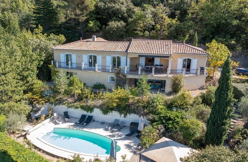 Nyons Villa | Villa La Vallée – Luxury holiday villa in Nyons with heated pool