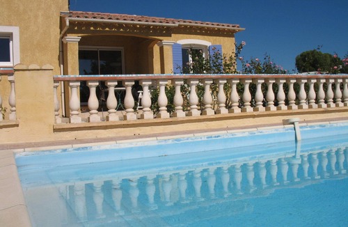 Flayosc Villa | Villa located 35mn from the sea(Fréjus,Ste Maxime) gorges du Verdon(lac SteCroix)